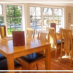 Bourton Riverside Cafe